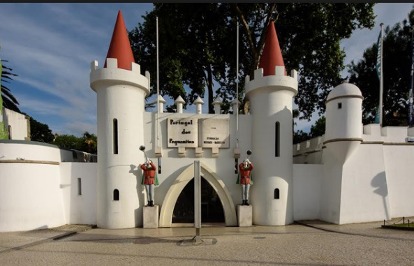 Portugal dos Pequenitos